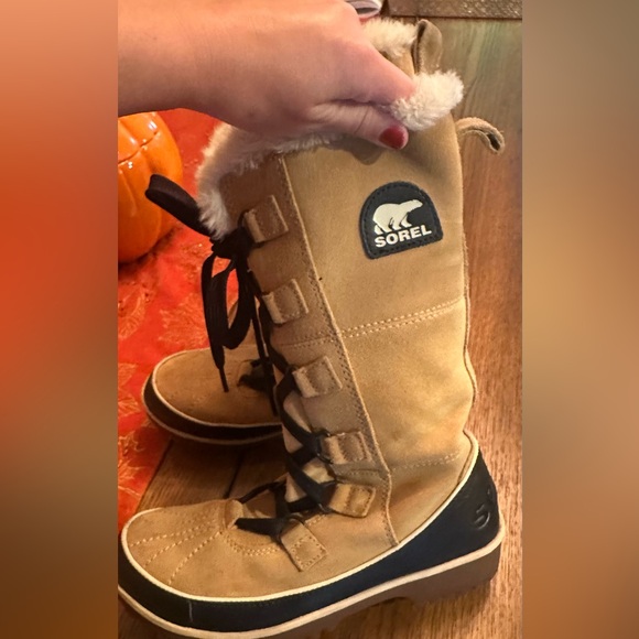 Winter boots - Picture 4 of 4